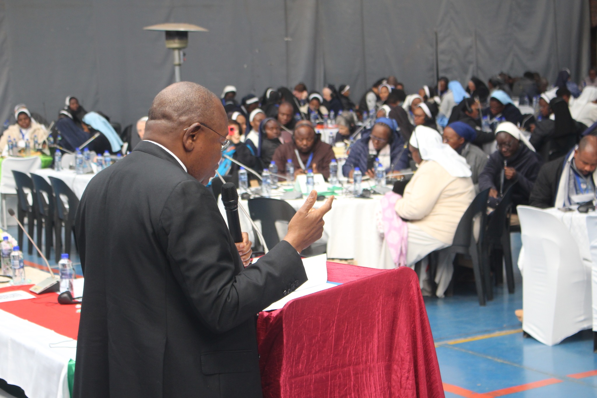 COMSAM SYMPOSIUM: MOMENTS OF STUDY, EMOTION AND PRAYER